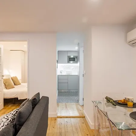 Apartament Alfama Chic Penabuquel *