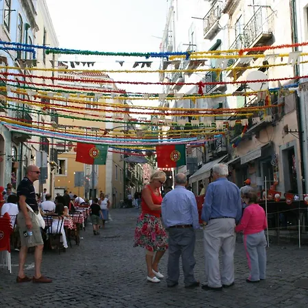 Apartament Alfama Chic Penabuquel *