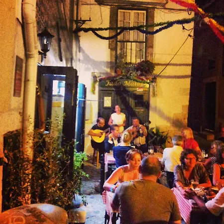 Apartament Alfama Chic Penabuquel