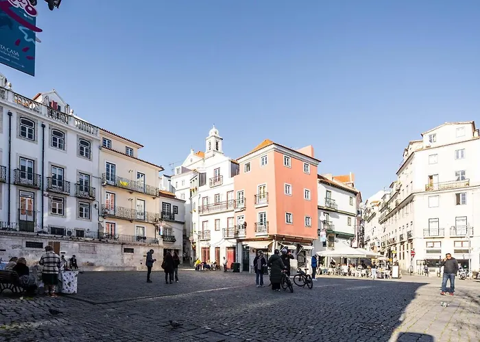 Alfama Chic Penabuquel Apartmán *